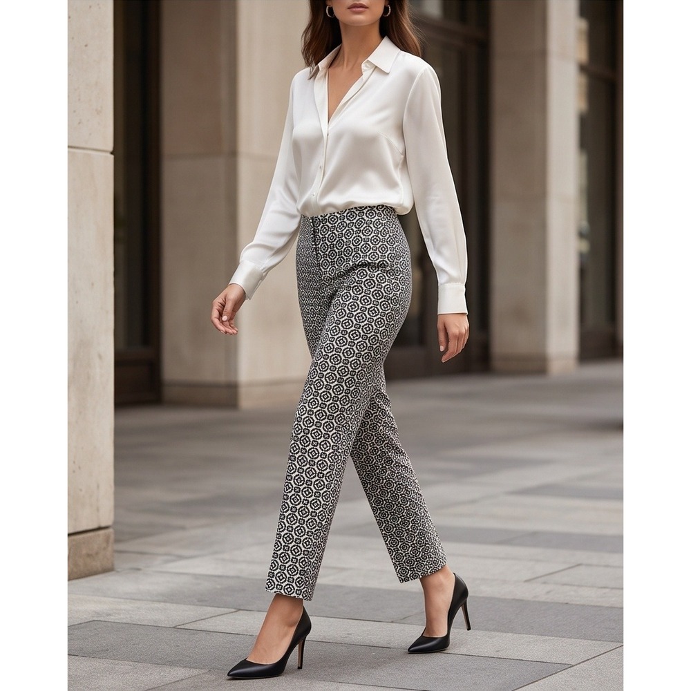 Lane Bryant Sophie 28 Medallion Print Ankle Pants Black White Stretch NWT $70